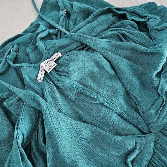 4 pieces: 3 dresses and 1 romper, excellent condition Size M perfect for teens. - Picture 4 of 6